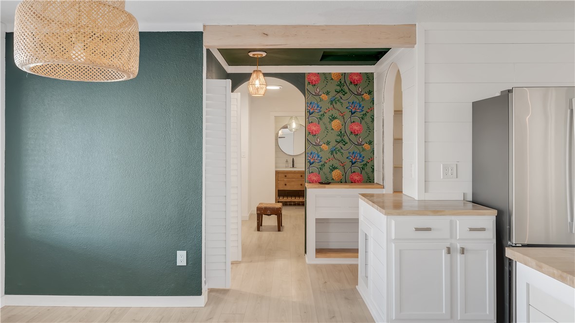 18498 Plumas Street Property Photo 8