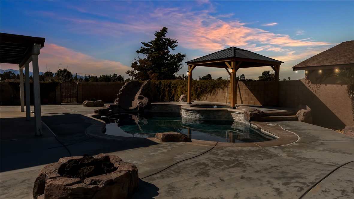 18498 Plumas Street Property Photo 24