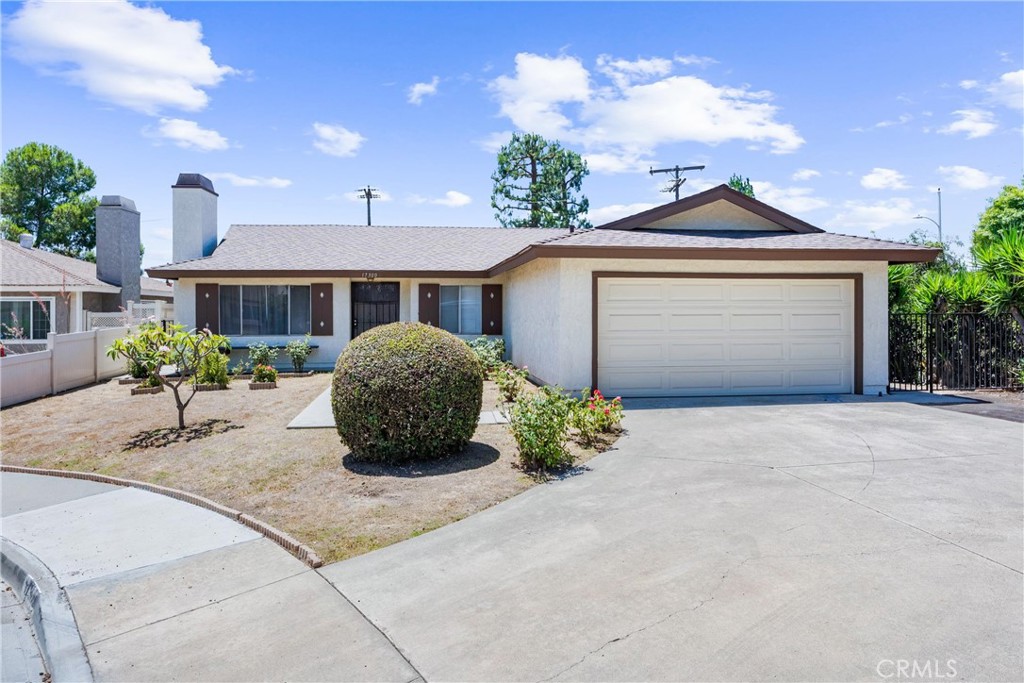 17300 Azalea Court Property Photo 1