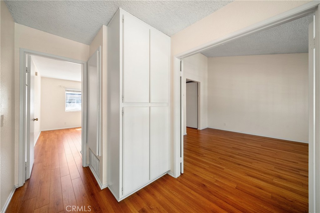 12277 Foster Road Property Photo 15