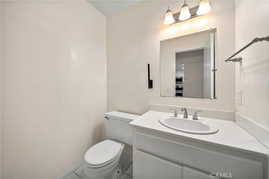 12277 Foster Road Property Photo 21