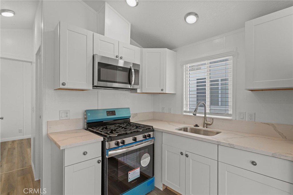19548 E Cypress Street 03 Property Photo 11