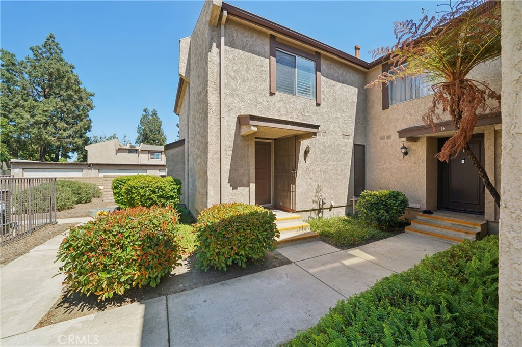 1748 S Mountain Avenue A Property Photo 1