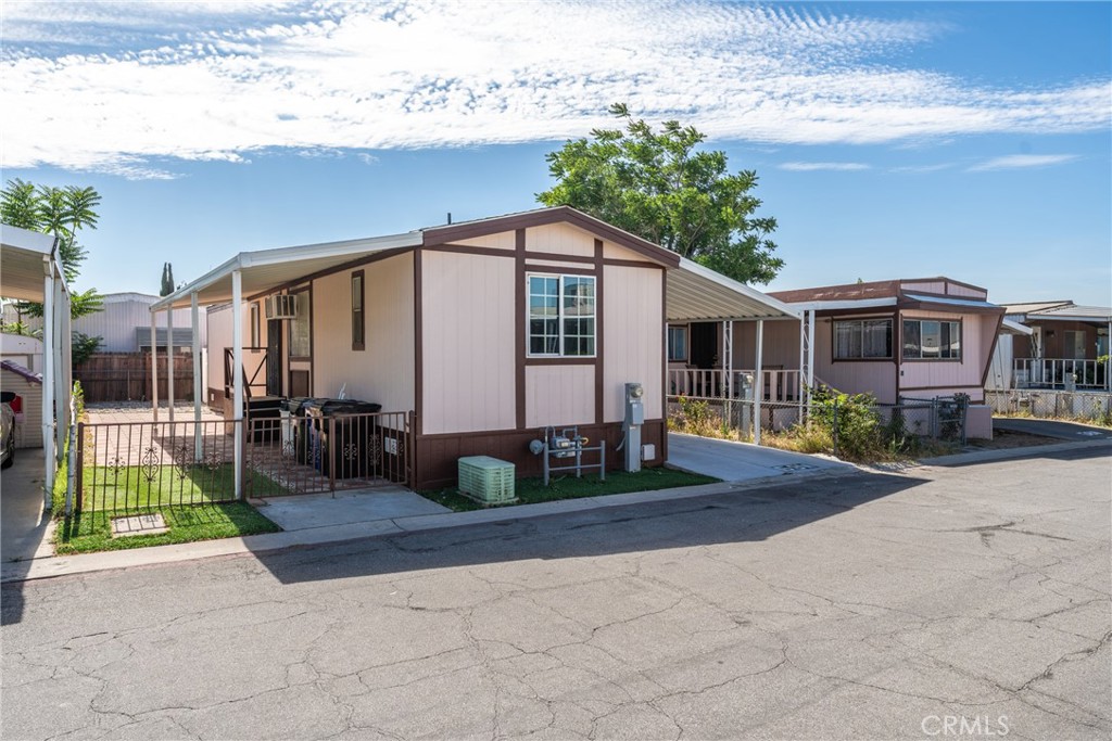17225 Valley Boulevard 59 Property Photo 2
