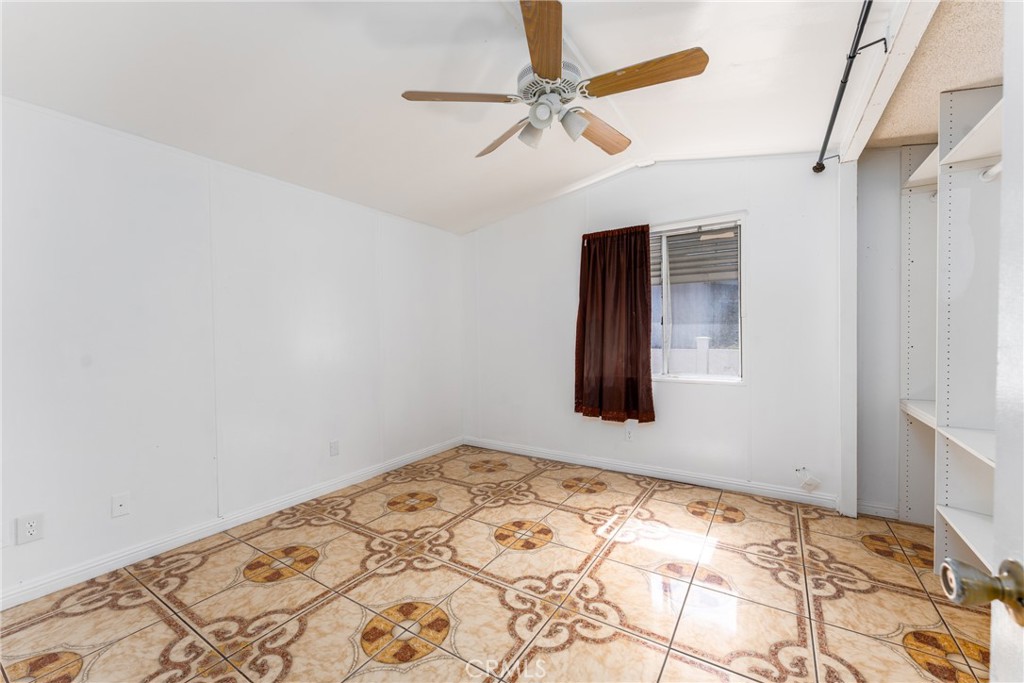 17225 Valley Boulevard 59 Property Photo 14