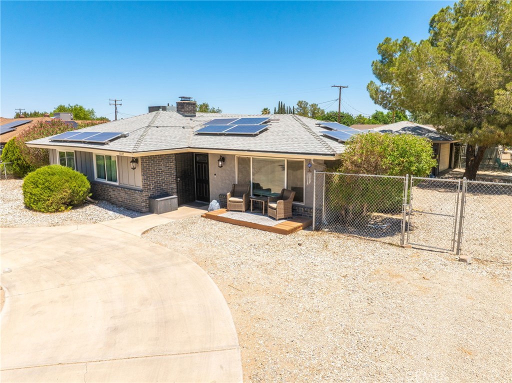 10147 Primrose Avenue Property Photo 3