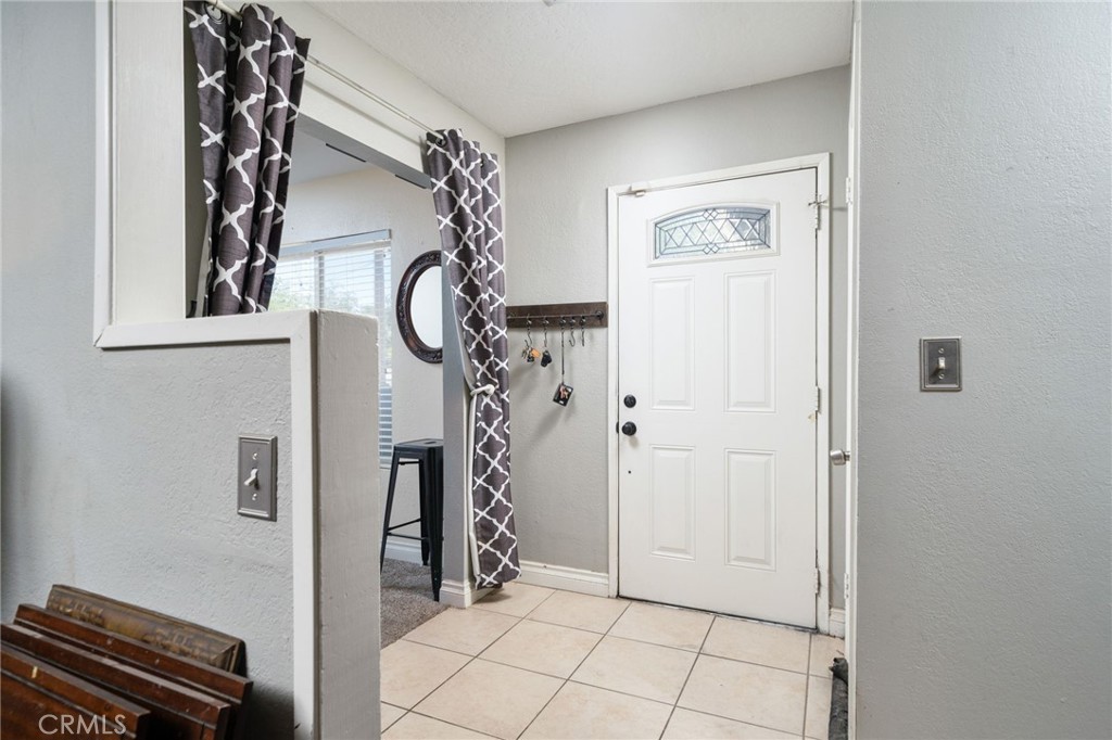 10147 Primrose Avenue Property Photo 9