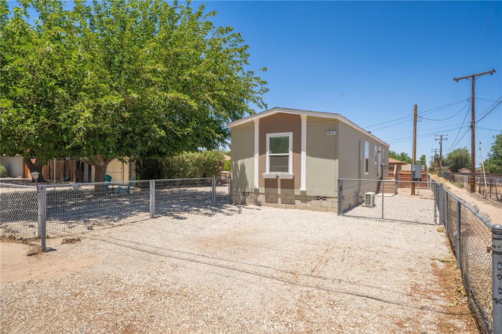 10147 Primrose Avenue Property Photo 29
