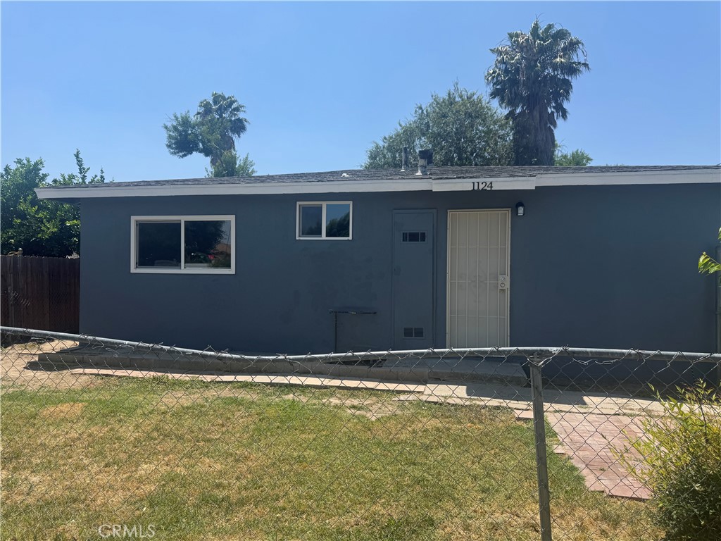 1124 Ramona Avenue Property Photo 1