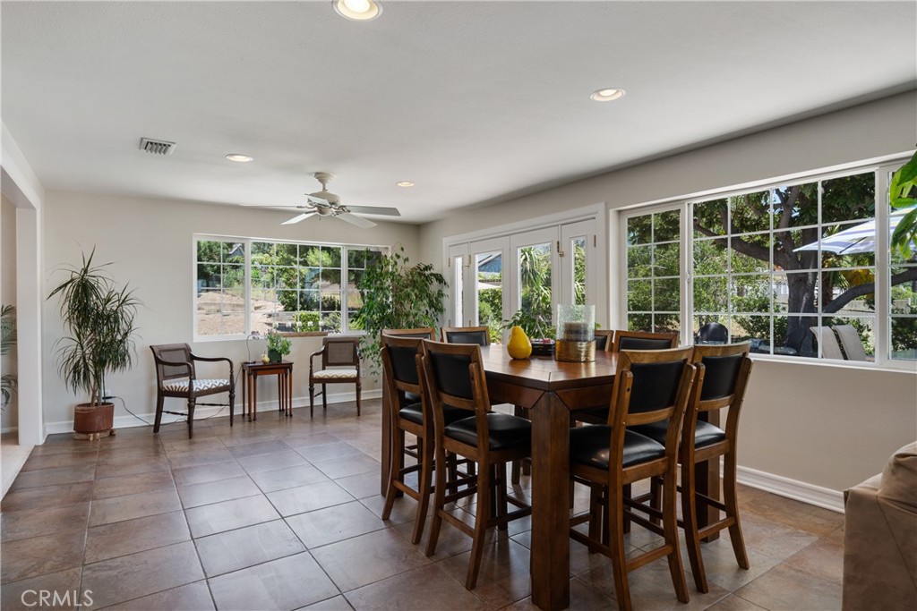 8652 Surrey Lane Property Photo 24