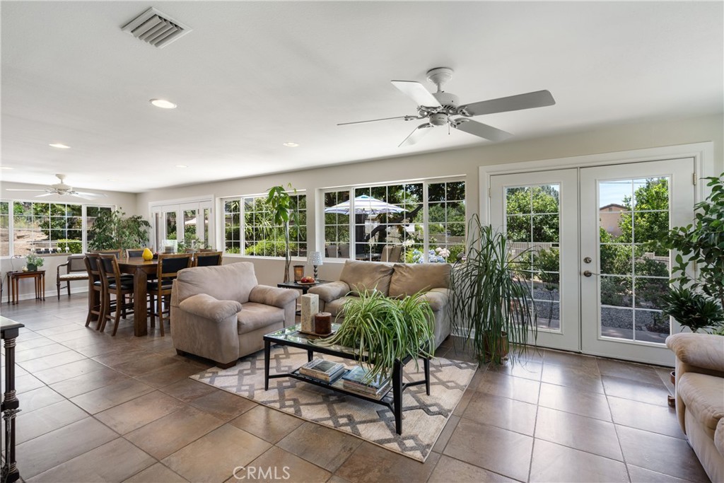 8652 Surrey Lane Property Photo 26