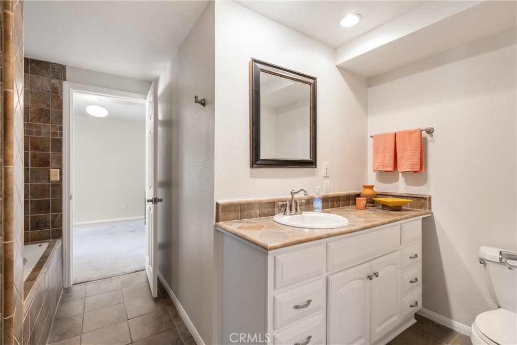 8652 Surrey Lane Property Photo 45