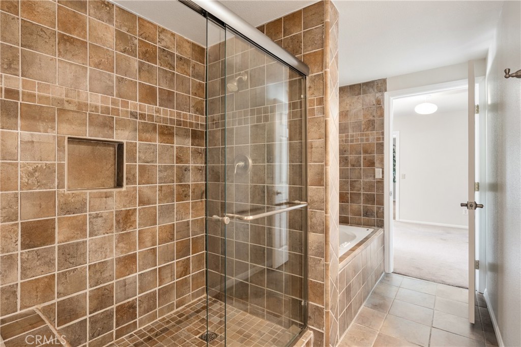 8652 Surrey Lane Property Photo 46