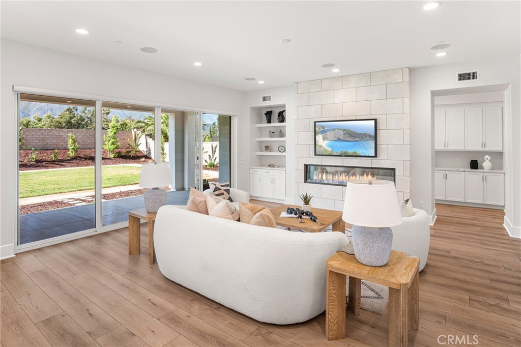 13428 Silver Sky Road Property Photo 8
