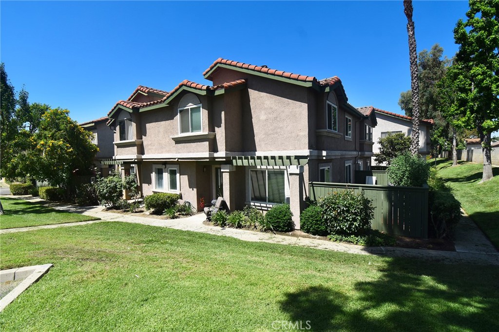10246 Chaparral Way G Property Photo 1