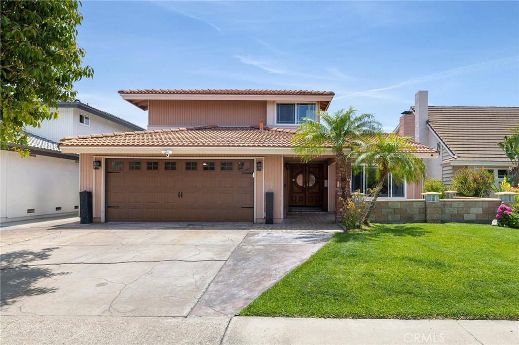 5052 Andrew Drive Property Photo 1