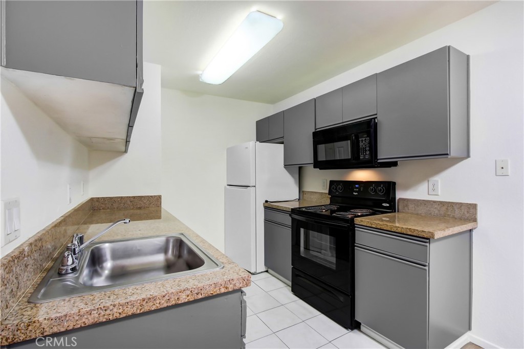 1265 Kendall Drive 222 Property Photo 8