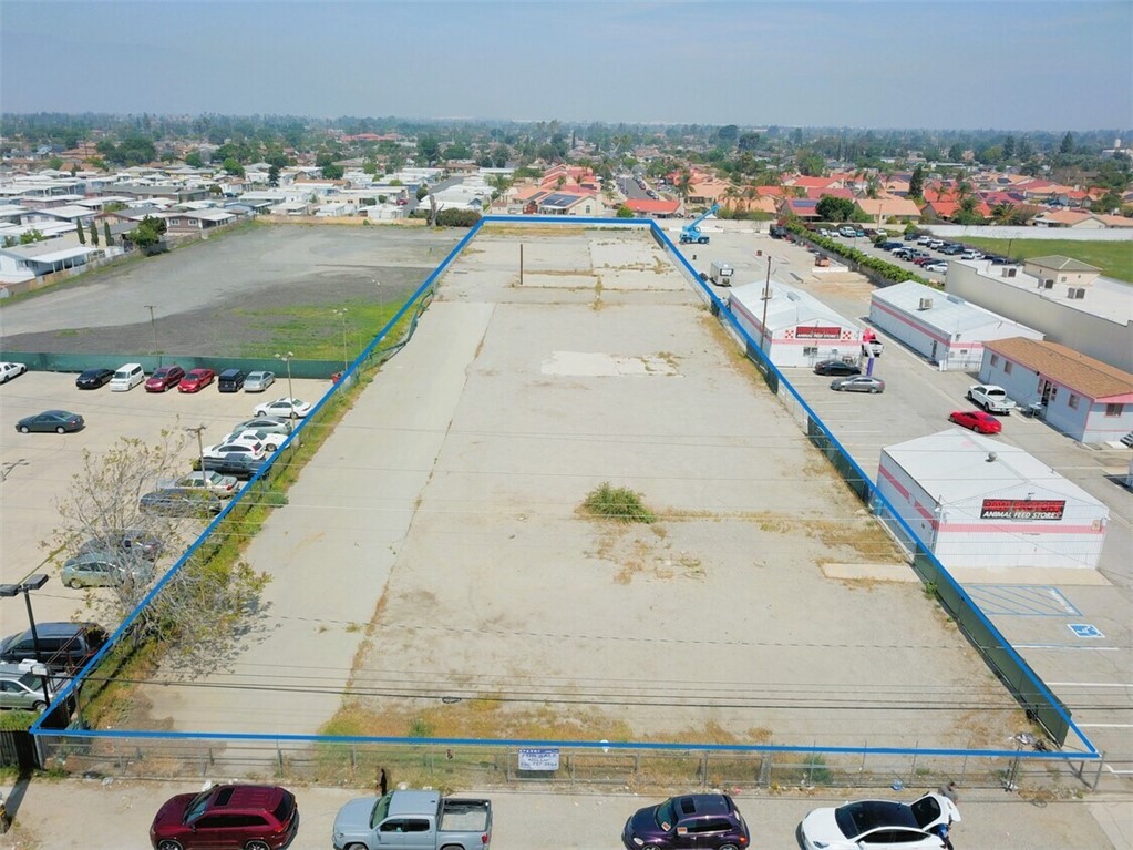 17514 Valley Boulevard Property Photo 4