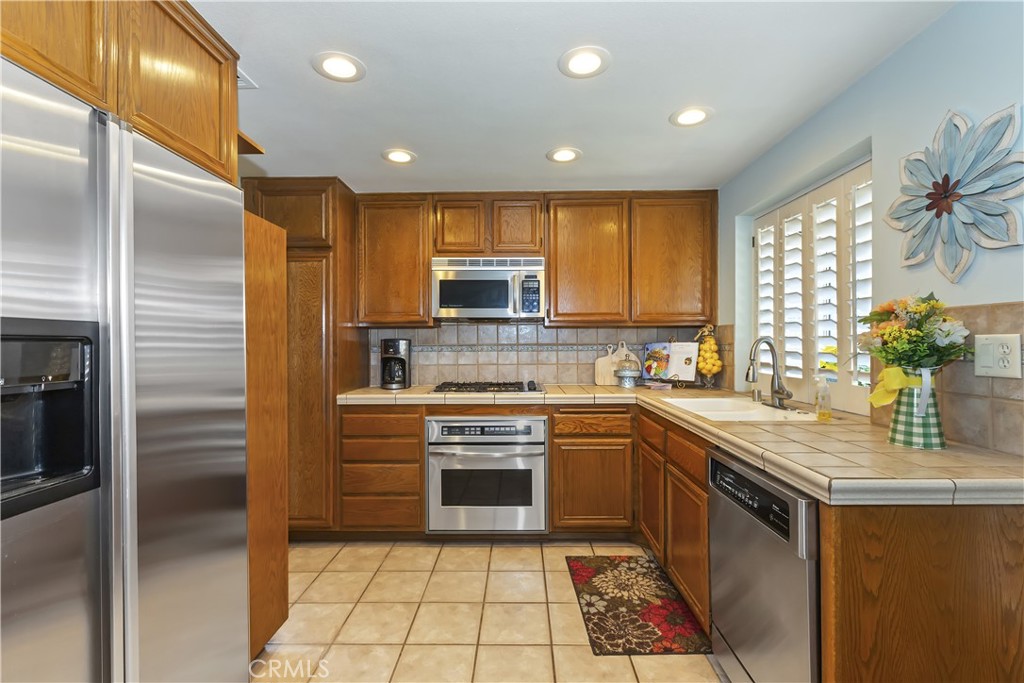 7346 Springmill Place Property Photo 13