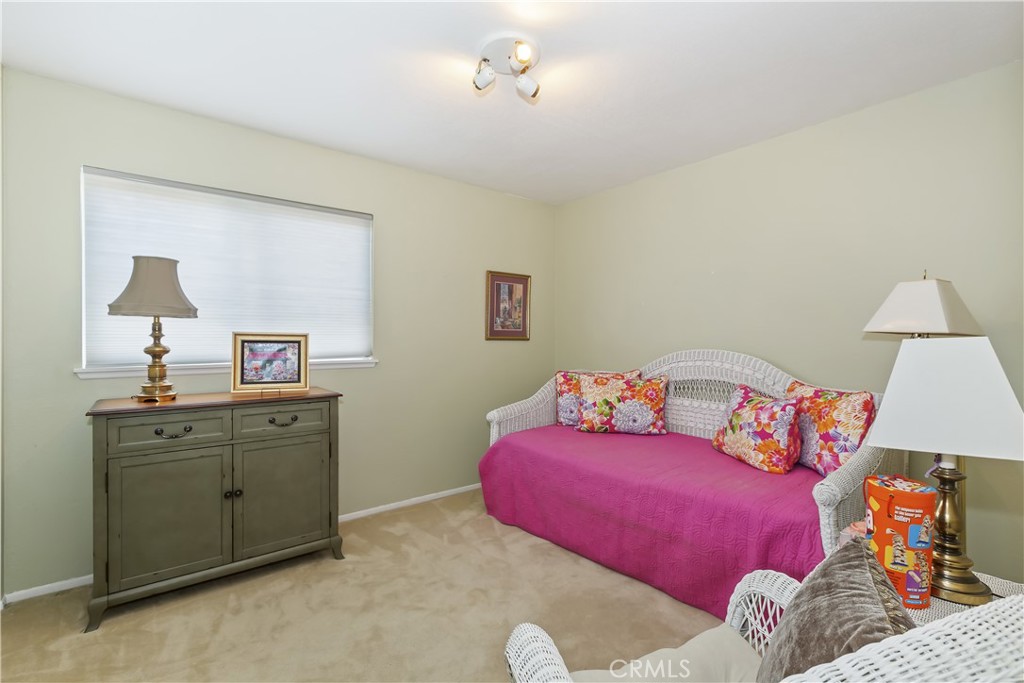 7346 Springmill Place Property Photo 17