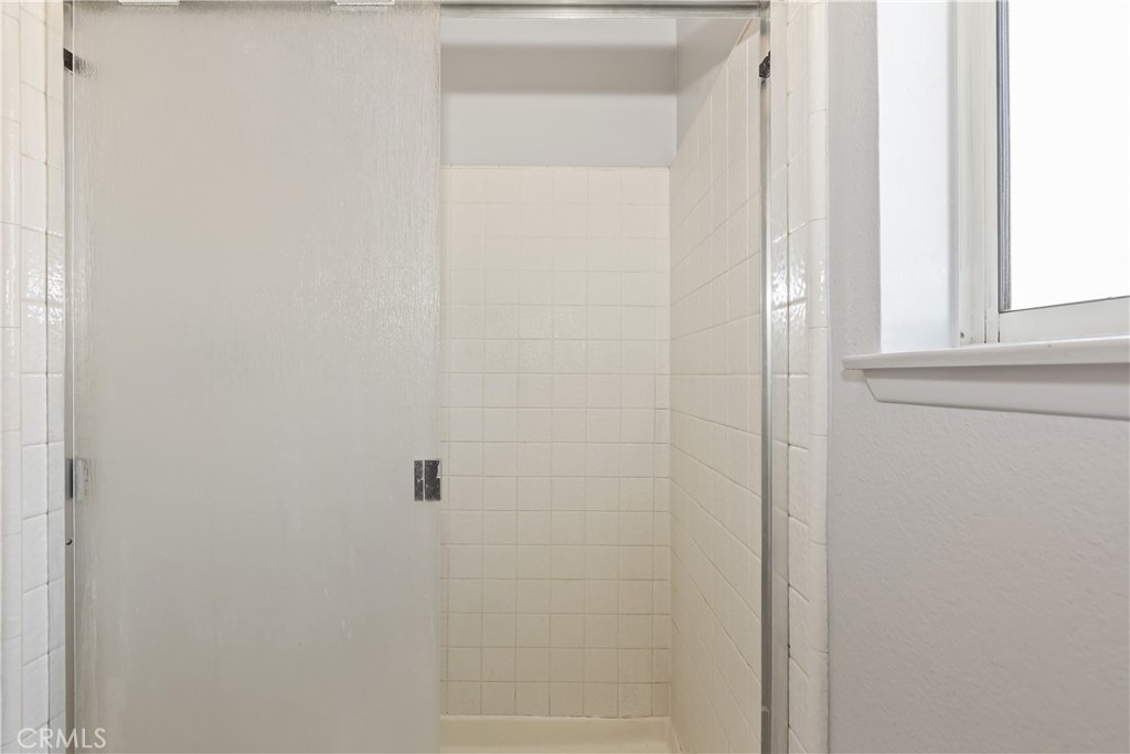 7346 Springmill Place Property Photo 28