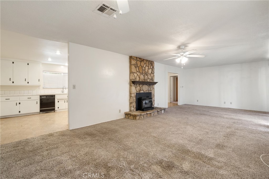 10004 Oakwood Avenue Property Photo 10