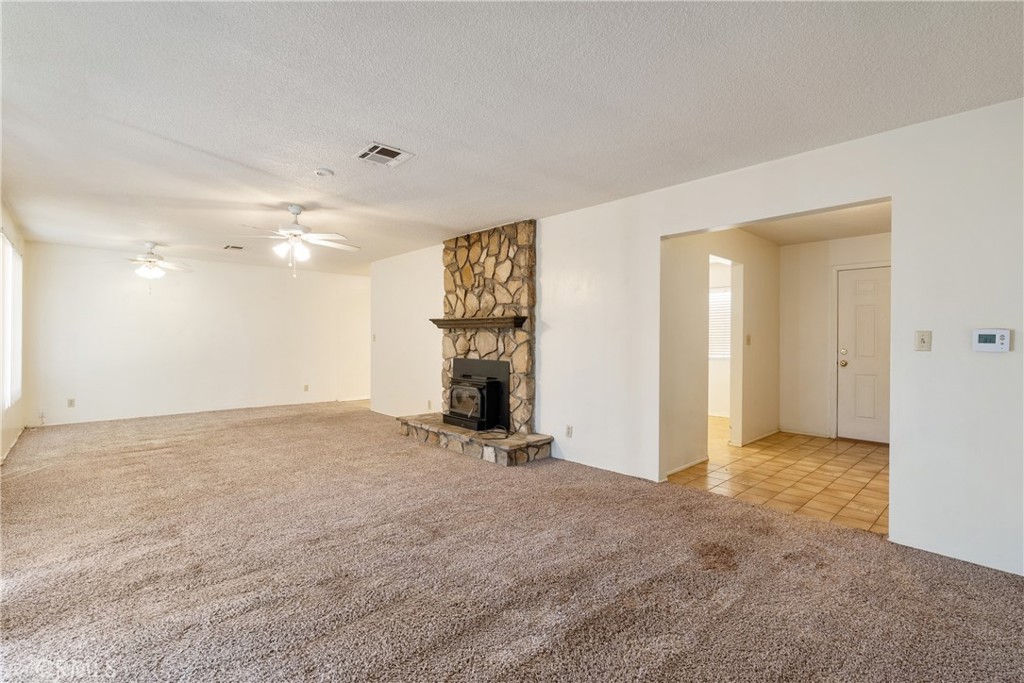 10004 Oakwood Avenue Property Photo 13