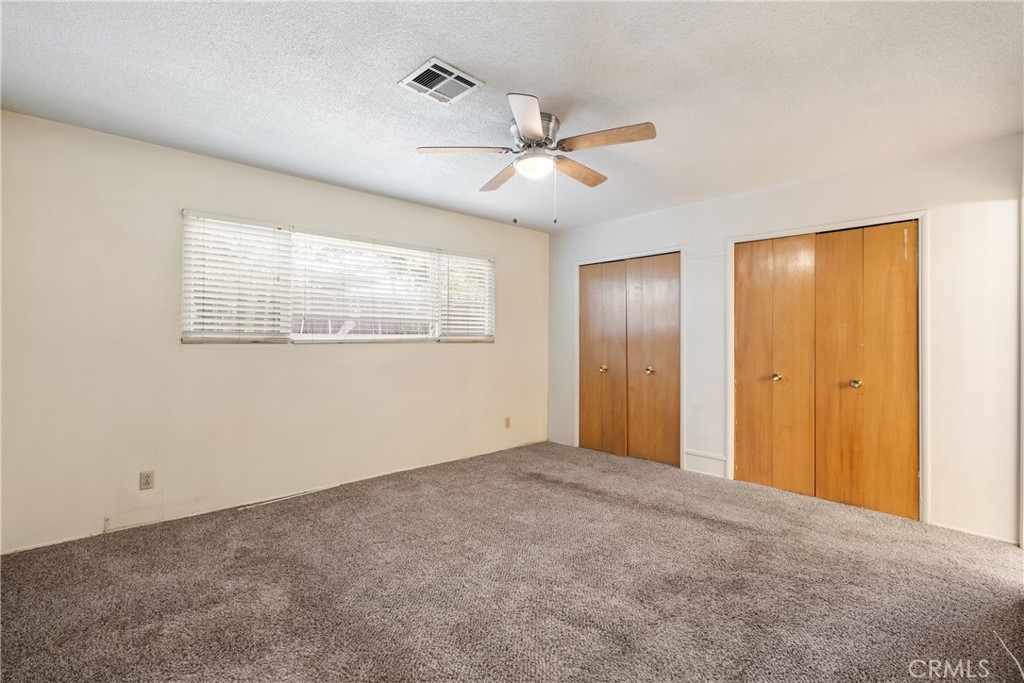 10004 Oakwood Avenue Property Photo 14