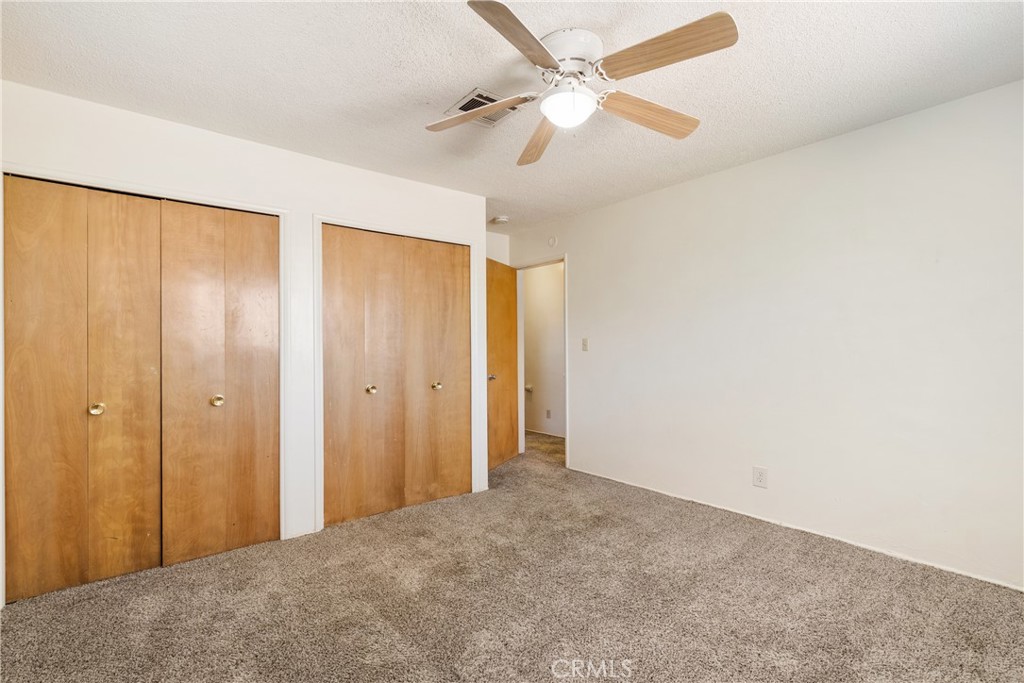 10004 Oakwood Avenue Property Photo 17