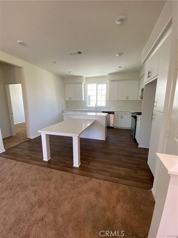 7363 Solstice Place Property Photo 4