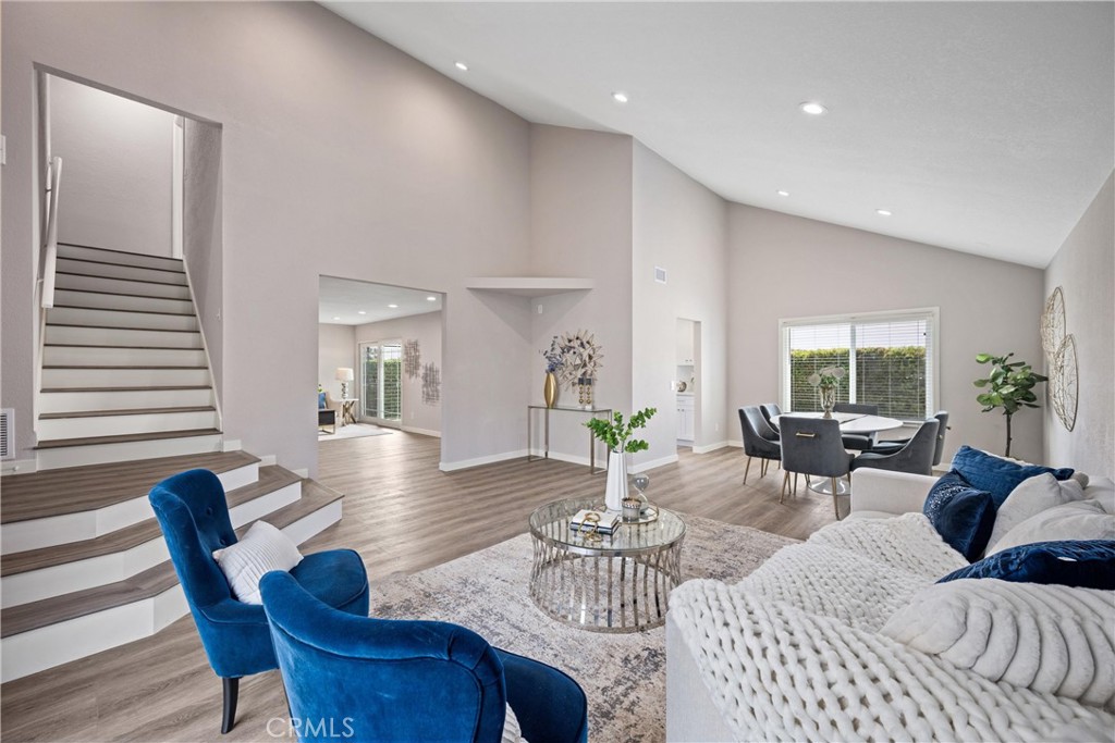 10393 Cartilla Court Property Photo 4