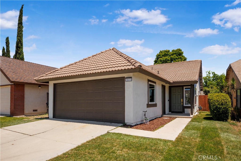 7077 Iris Place Property Photo 1