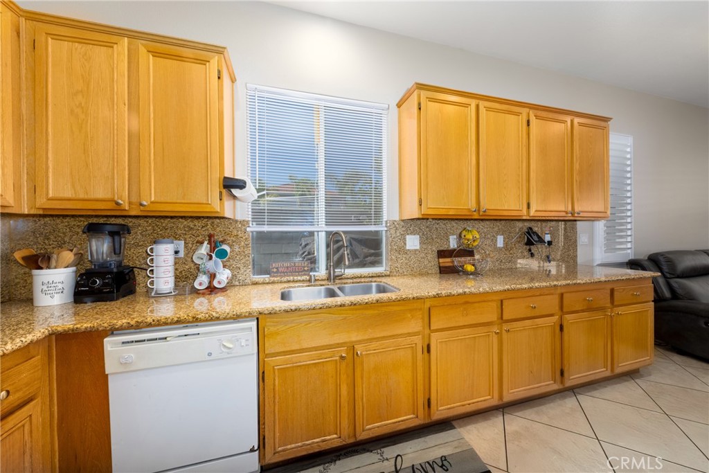 7239 Plumrose Street Property Photo 10