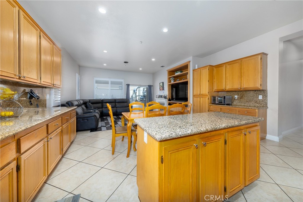 7239 Plumrose Street Property Photo 11