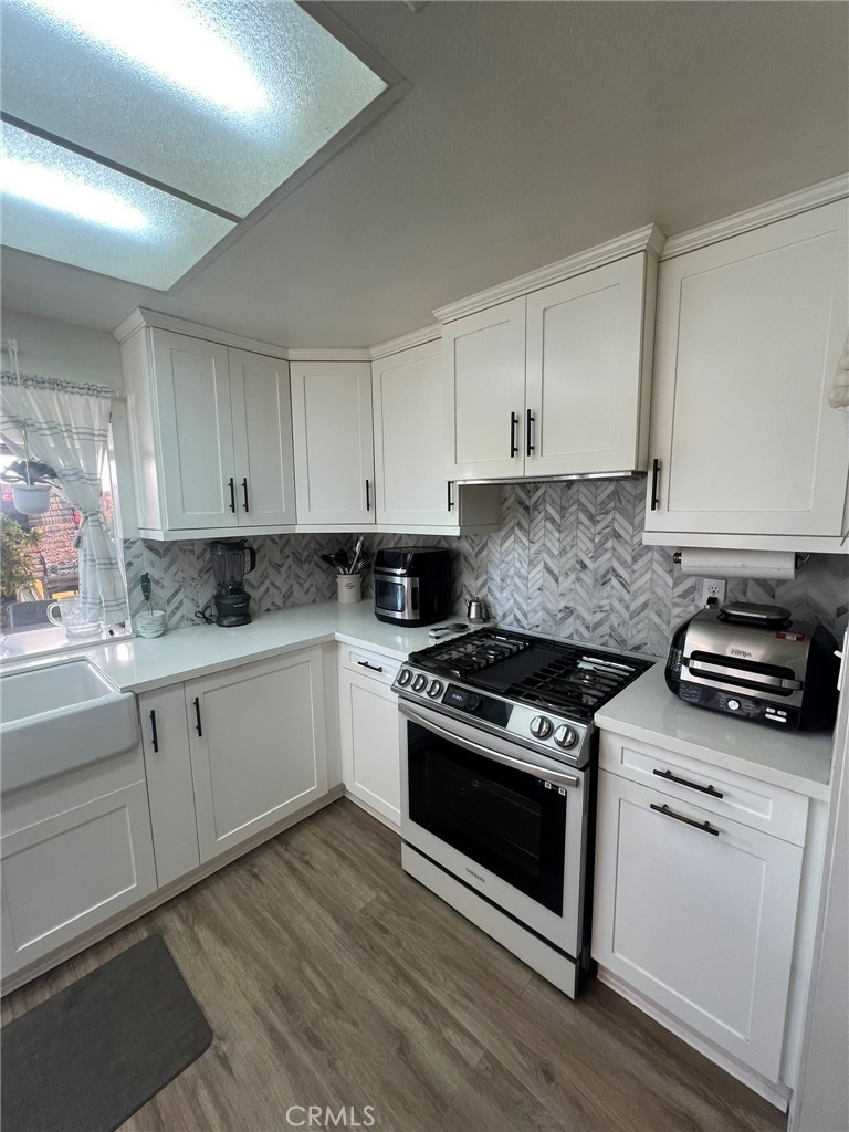 17081 Fern Street Property Photo 4