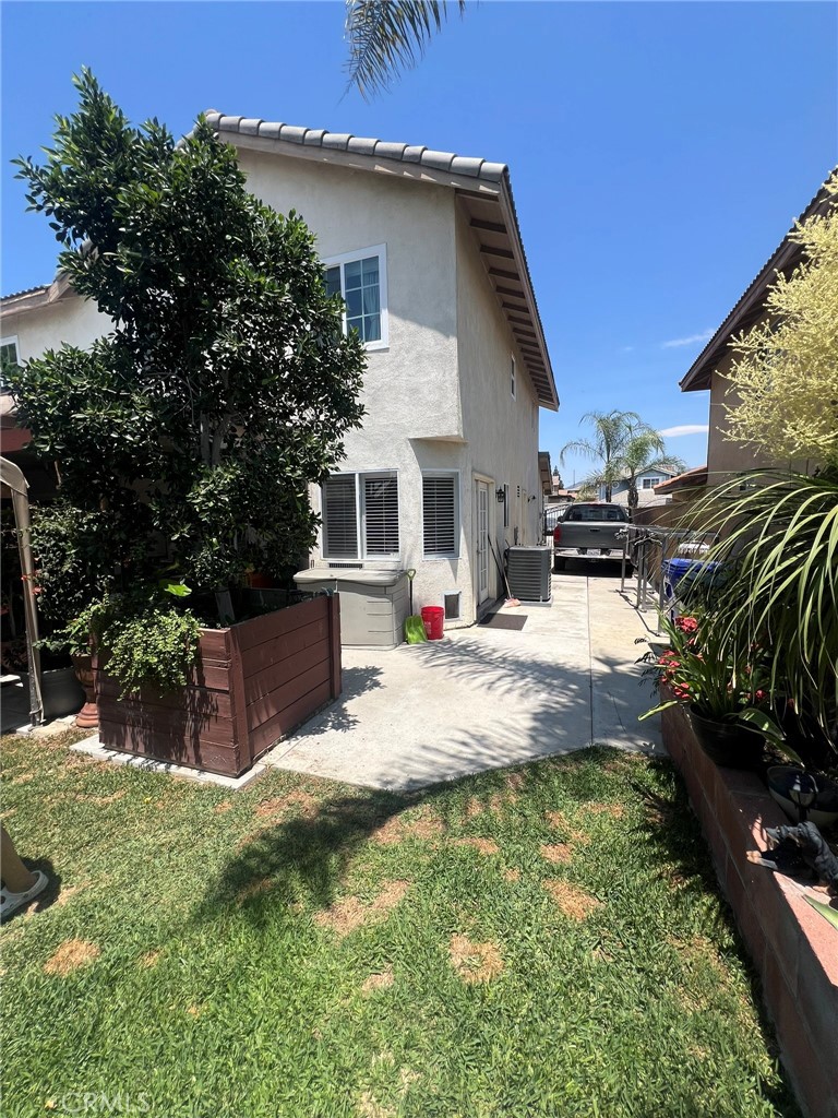 17081 Fern Street Property Photo 15