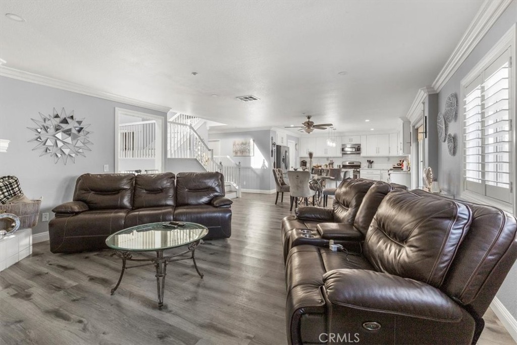 15467 Spruce Tree Way Property Photo 7