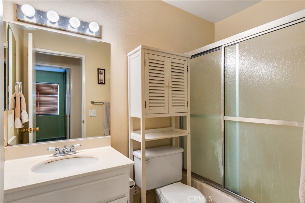 6732 Plum Way Property Photo 8