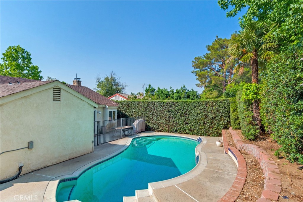 6732 Plum Way Property Photo 17