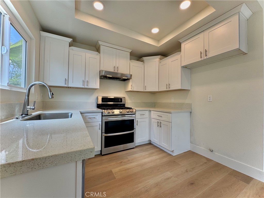 1653 N Fillmore Avenue Property Photo 8