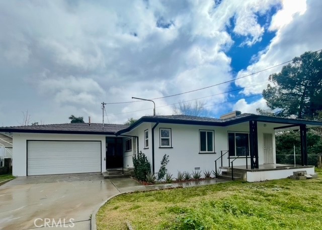1026 Wellwood Avenue Property Photo 1