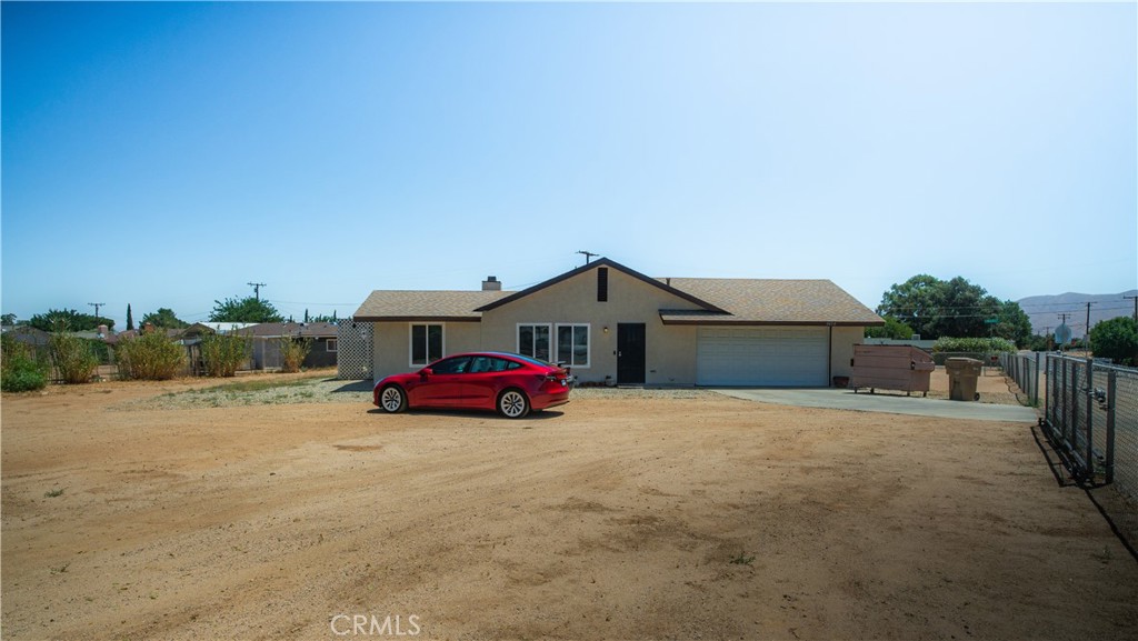9450 Mango Avenue Property Photo 19