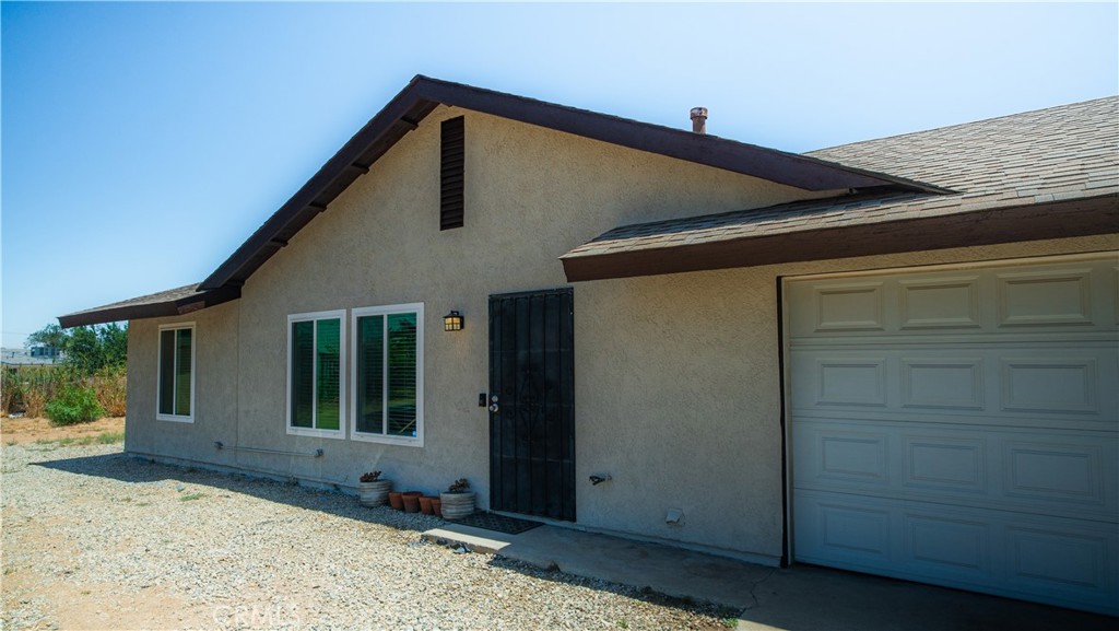 9450 Mango Avenue Property Photo 25