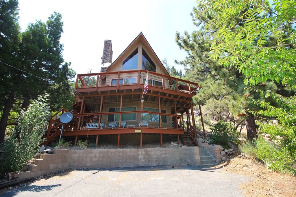 38532 N Shore Drive Property Photo 9