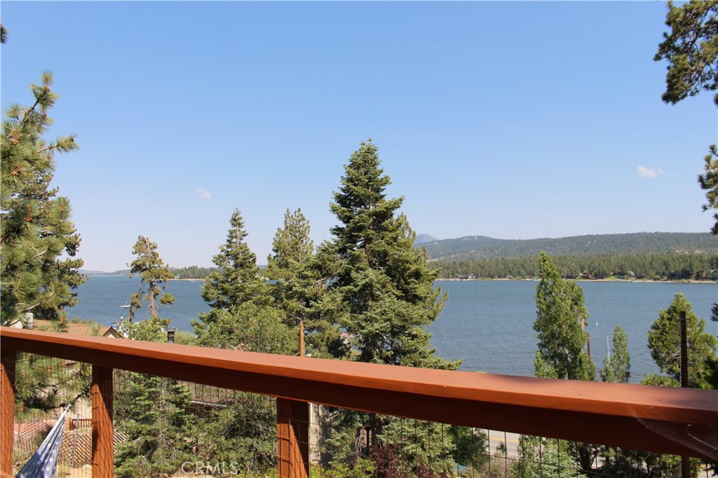 38532 N Shore Drive Property Photo 13