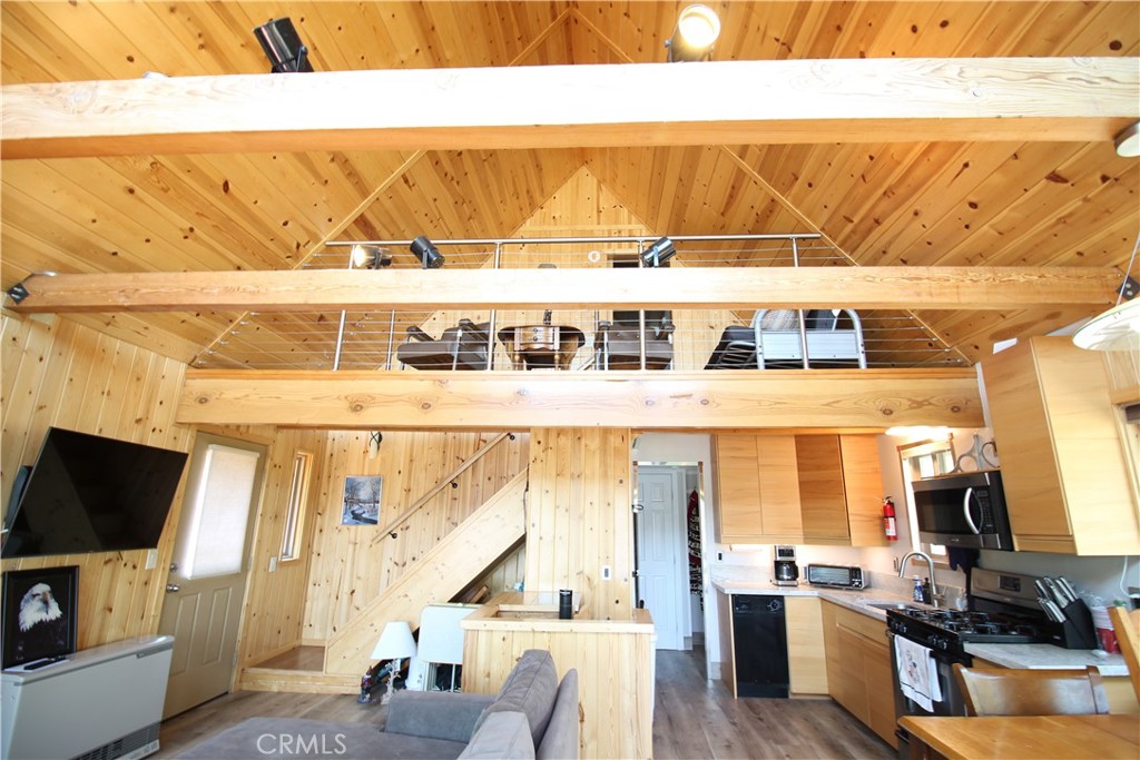 38532 N Shore Drive Property Photo 24