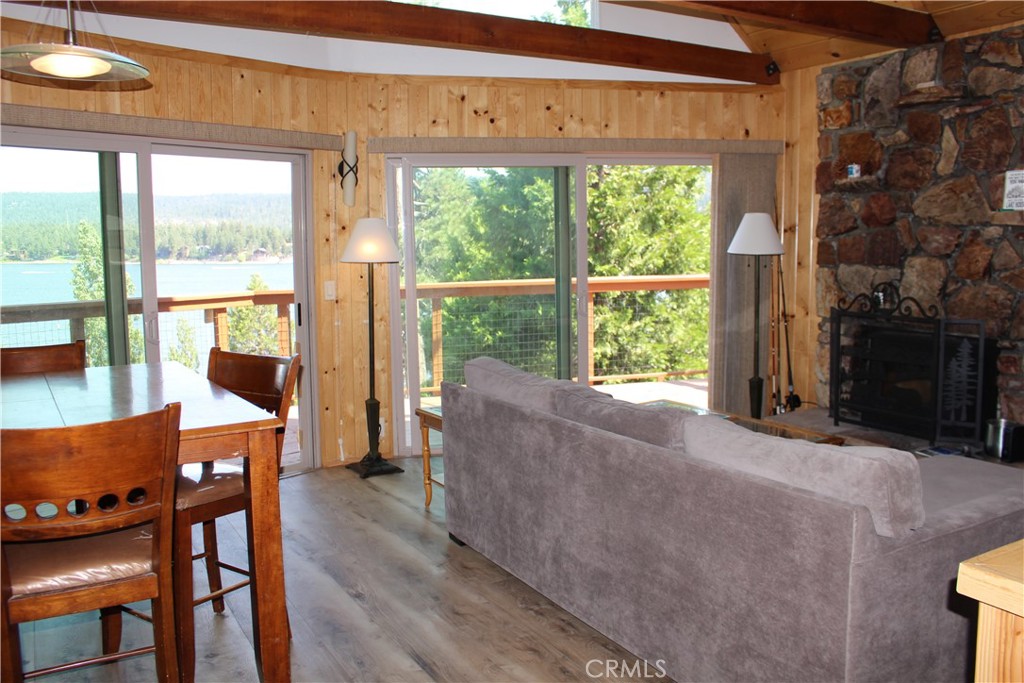 38532 N Shore Drive Property Photo 25