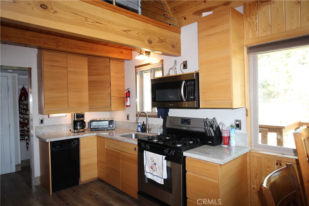 38532 N Shore Drive Property Photo 34