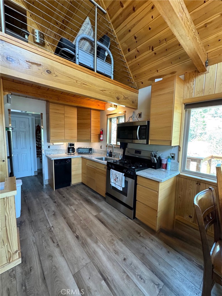 38532 N Shore Drive Property Photo 35