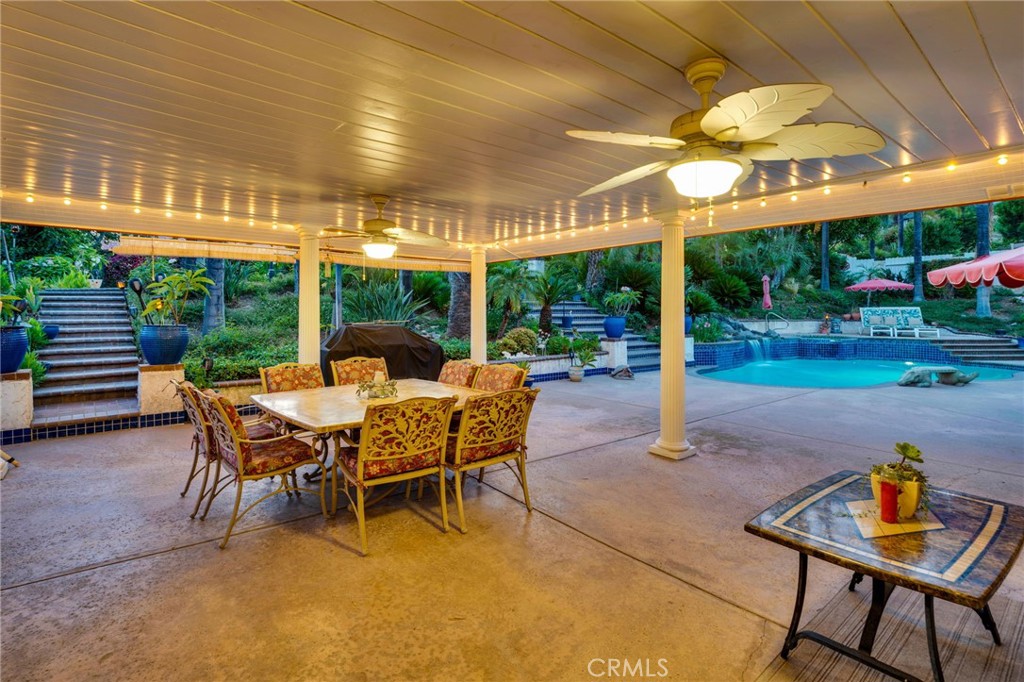 5338 Falling Tree Lane Property Photo 8